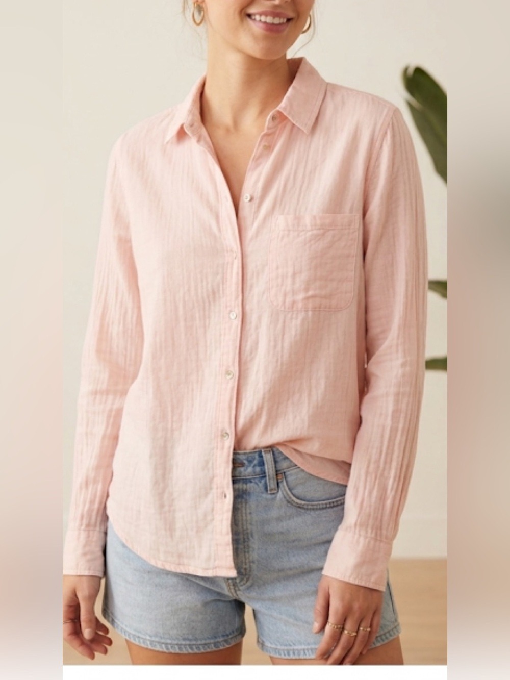 Lola River Light Pink Button-Up Shirt Small Classic Collared Pocket Classic